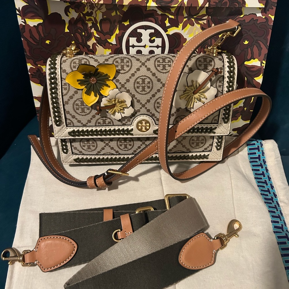 Tory Burch T monogram braided floral mini bag - Picture 3 of 8